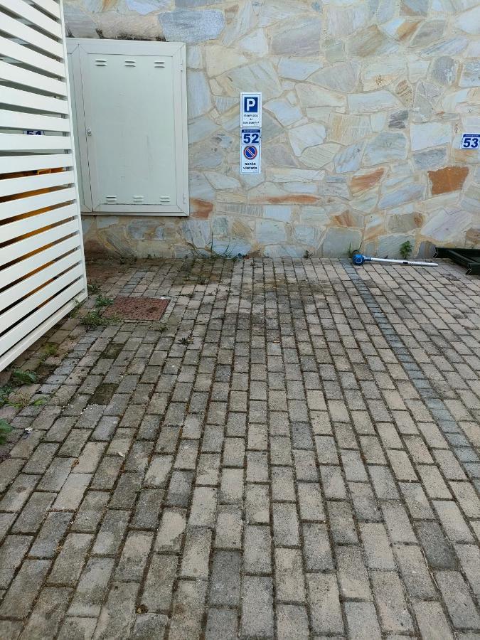 Appartamento Con Piscina Green Bay Village Pineto Luaran gambar